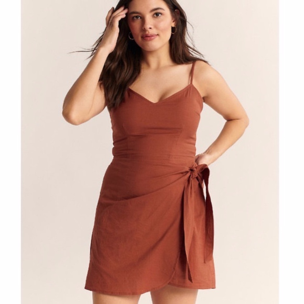 SMALL Abercrombie red-orange wrap mini dress